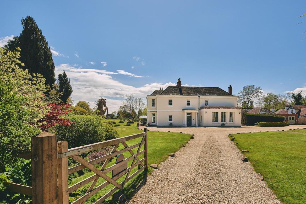 Equestrian Manor Villa Upton upon Severn Ngoại thất bức ảnh